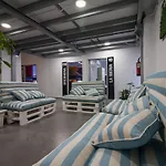 بيت شباب Iron *